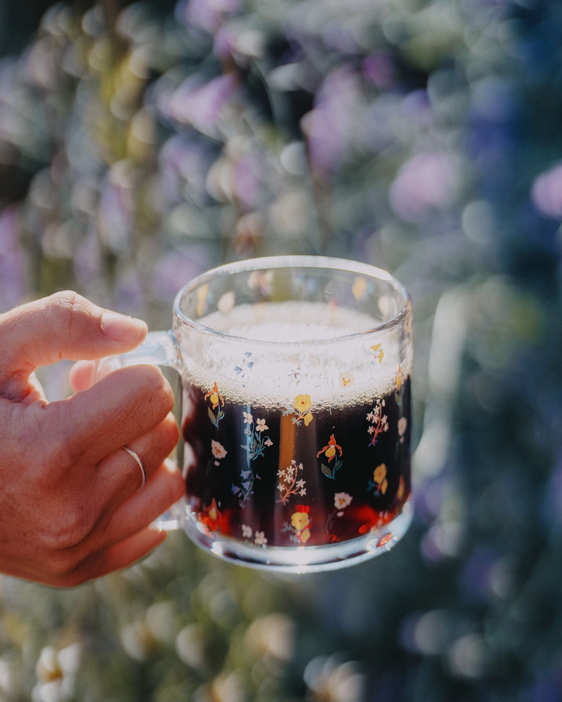 WILDFLOWER GLASS MUG